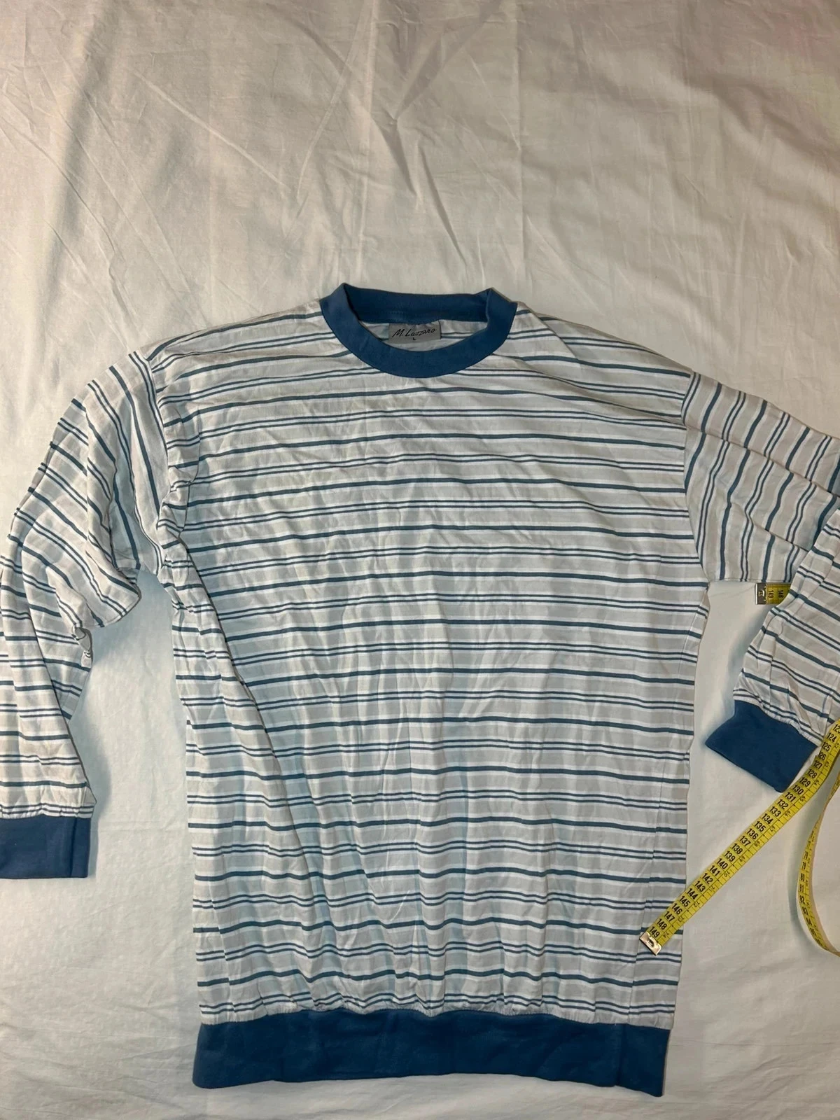 Sweat pull à ras de cou rayé blanc bleu M. Lazzaro